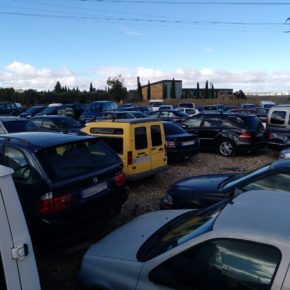 Ciudadanos (Cs) Pinto denuncia el abandono del aparcamiento situado en el Centro de Transportes por parte del Ayuntamiento.